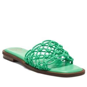 NWT Vince Camuto Green Leather Sandals